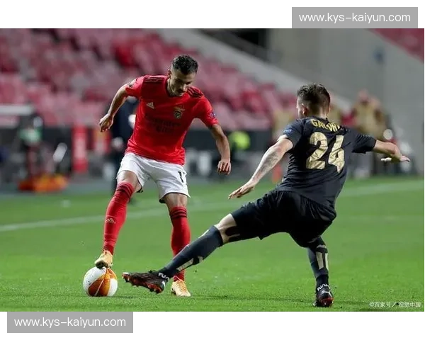 热血德温特对决：前进之鹰与坎布尔，一场关于灵魂与荣耀的低地风暴